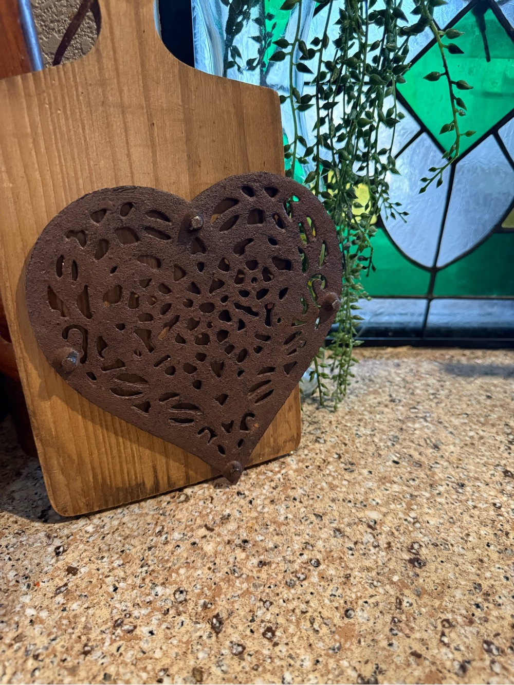 Cast Iron Heart Trivet - Picture 2 of 3